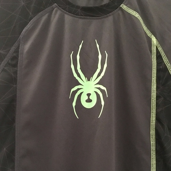 [SOLD] Boys Spyder Shirt Gray & Green Spider Size7 - Picture 5 of 6